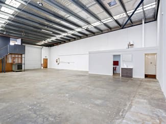 Showrooms / Bulky Goods commercial property leased at 2/14 Latham Street Mornington VIC 3931 Showrooms / Bulky Goods commercial property leased at 2/14 Latham Street Mornington VIC 3931