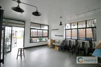 Shop & Retail commercial property leased at Unit 1/69 Montpelier Road Bowen Hills QLD 4006 Shop & Retail commercial property leased at Unit 1/69 Montpelier Road Bowen Hills QLD 4006