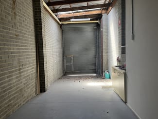 Factory, Warehouse & Industrial commercial property leased at 16 Baillie Street North Melbourne VIC 3051