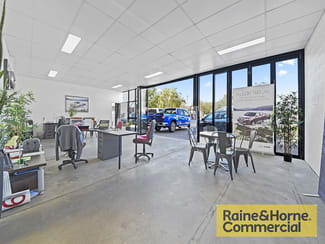 Offices commercial property leased at 368 Nudgee Road Hendra QLD 4011