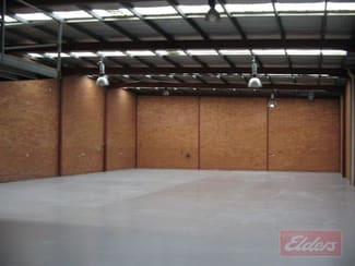Factory, Warehouse & Industrial commercial property leased at 31 Lincoln Street Minto NSW 2566