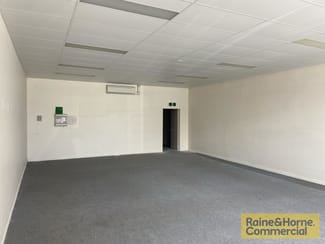 Shop & Retail commercial property leased at 34/302 South Pine Road Brendale QLD 4500 Shop & Retail commercial property leased at 34/302 South Pine Road Brendale QLD 4500