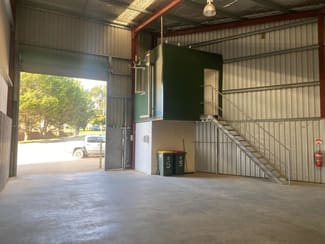Factory, Warehouse & Industrial commercial property leased at Shed 5/19 Elsham Avenue Orange NSW 2800