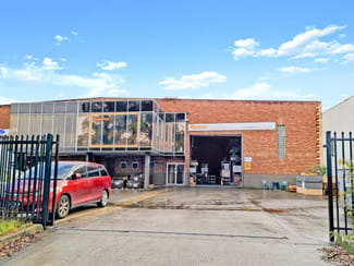 Factory, Warehouse & Industrial commercial property leased at Unit 2/16 Essex Street Minto NSW 2566
