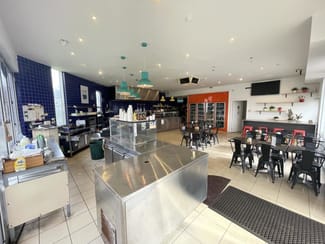 Shop & Retail commercial property leased at 95 Salmon St Port Melbourne VIC 3207