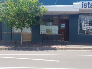 Offices commercial property leased at 2/15-17 Lake Avenue Cringila NSW 2502 Offices commercial property leased at 2/15-17 Lake Avenue Cringila NSW 2502