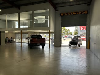 Factory, Warehouse & Industrial commercial property leased at 8/168-170 Redland Bay Road Capalaba QLD 4157