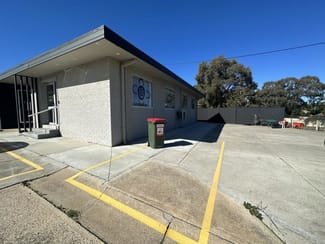 Factory, Warehouse & Industrial commercial property leased at Unit 3/17 Daly Street Queanbeyan NSW 2620