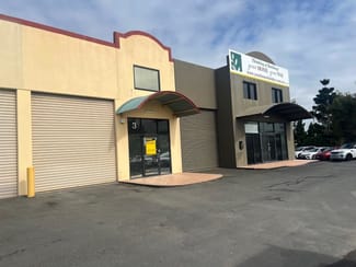 Factory, Warehouse & Industrial commercial property leased at 3/70 Redland Bay Road Capalaba QLD 4157