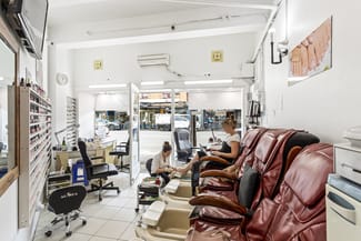 Shop & Retail commercial property for lease at 193 Barkly Street St Kilda VIC 3182