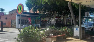 Shop & Retail commercial property leased at 2/65 EDITH STREET Wynnum QLD 4178