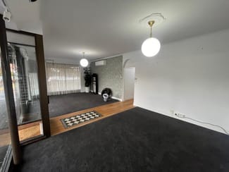 Offices commercial property leased at Suite 1/111-113 Endsleigh Avenue Orange NSW 2800 Offices commercial property leased at Suite 1/111-113 Endsleigh Avenue Orange NSW 2800
