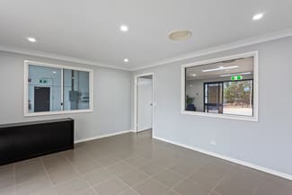 Factory, Warehouse & Industrial commercial property sold at Unit 3/207-217 McDougall Street Wilsonton QLD 4350
