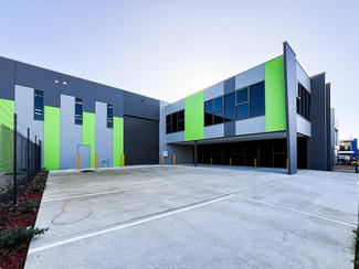 Factory, Warehouse & Industrial commercial property leased at 3/16 Southeast Boulevard Pakenham VIC 3810