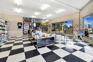 Shop & Retail commercial property leased at 203 Burnbank Street Wendouree VIC 3355