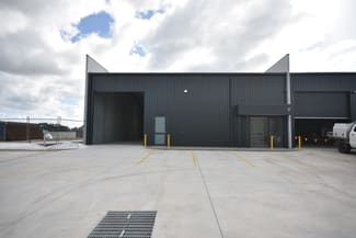 Factory, Warehouse & Industrial commercial property leased at 2/111 Kaitlers Road Lavington NSW 2641