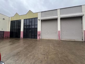 Factory, Warehouse & Industrial commercial property leased at Unit 3/29-31 Whyalla Place Prestons NSW 2170