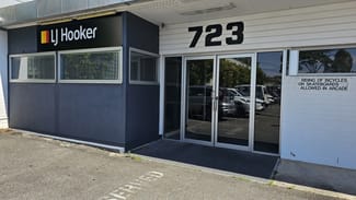 Shop & Retail commercial property leased at 5/723 Sandgate Road Clayfield QLD 4011 Shop & Retail commercial property leased at 5/723 Sandgate Road Clayfield QLD 4011