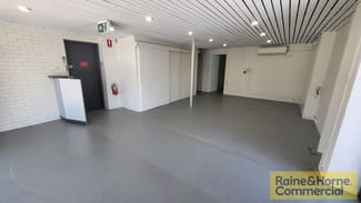 Shop & Retail commercial property leased at 2/8 Harvton Street Stafford QLD 4053
