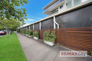 Shop & Retail commercial property for lease at 16 Nudgee Road Hamilton QLD 4007 Shop & Retail commercial property for lease at 16 Nudgee Road Hamilton QLD 4007