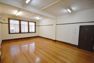 Offices commercial property leased at Level 1, 7/571 Dean Street Albury NSW 2640