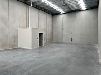 Factory, Warehouse & Industrial commercial property leased at 18/10 Speedwell Street Somerville VIC 3912