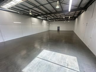 Shop & Retail commercial property for lease at 3/150 New Lake Entrance Road Oak Flats NSW 2529 Shop & Retail commercial property for lease at 3/150 New Lake Entrance Road Oak Flats NSW 2529