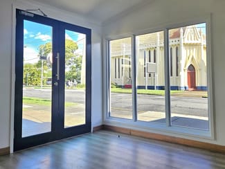 Shop & Retail commercial property for lease at 2/204 Oxley Road Graceville QLD 4075 Shop & Retail commercial property for lease at 2/204 Oxley Road Graceville QLD 4075