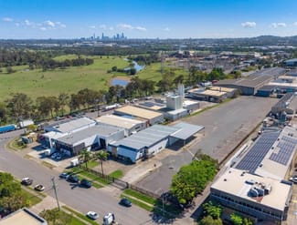 Factory, Warehouse & Industrial commercial property for lease at 51 Suscatand Street Rocklea QLD 4106