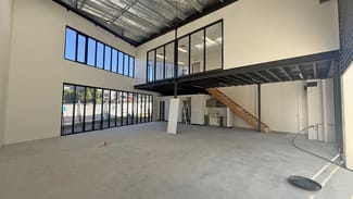 Showrooms / Bulky Goods commercial property for lease at Unit 16/50 Town Centre Drive Helensvale QLD 4212