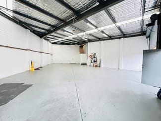 Factory, Warehouse & Industrial commercial property for lease at 8/23 Garema Circuit Kingsgrove NSW 2208
