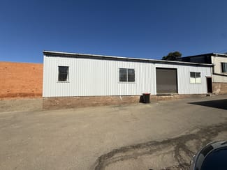 Factory, Warehouse & Industrial commercial property for lease at 2/13 Lorraine Street Peakhurst NSW 2210 Factory, Warehouse & Industrial commercial property for lease at 2/13 Lorraine Street Peakhurst NSW 2210