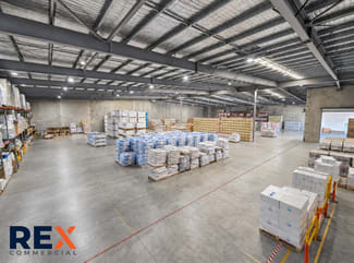 Showrooms / Bulky Goods commercial property for lease at 80 Stradbroke Street Heathwood QLD 4110 Showrooms / Bulky Goods commercial property for lease at 80 Stradbroke Street Heathwood QLD 4110