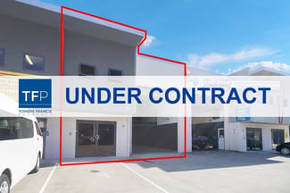 Showrooms / Bulky Goods commercial property leased at Unit 17/3 Traders Way (Enterprise Ave) Tweed Heads South NSW 2486