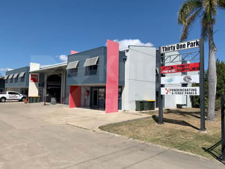 Factory, Warehouse & Industrial commercial property sold at Whole of the property/31 Park Street Park Avenue QLD 4701