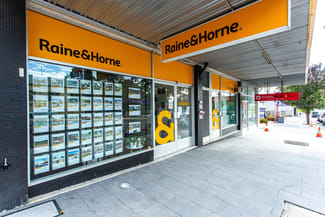 Shop & Retail commercial property sold at 21 - 27 Kendal Street Cowra NSW 2794