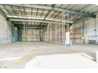Factory, Warehouse & Industrial commercial property for lease at 31-33 Henricks Street Hemmant QLD 4174 Factory, Warehouse & Industrial commercial property for lease at 31-33 Henricks Street Hemmant QLD 4174
