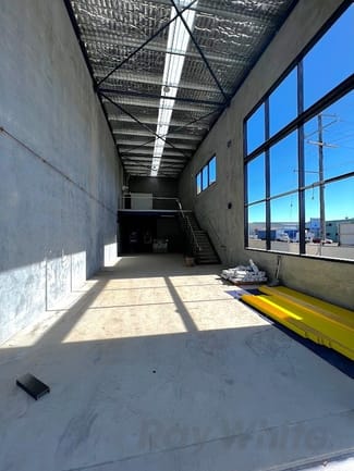Factory, Warehouse & Industrial commercial property sold at 1/1305 Lytton Road Hemmant QLD 4174
