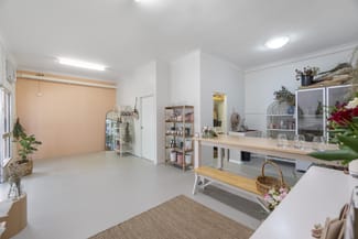 Shop & Retail commercial property sold at 4/33 Zunker Street Burnett Heads QLD 4670