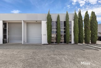 Factory, Warehouse & Industrial commercial property sold at 29/7 Dunstans Court Thomastown VIC 3074