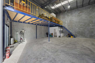 Factory, Warehouse & Industrial commercial property sold at 5/3 Kelly Court Landsborough QLD 4550