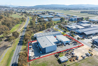 Showrooms / Bulky Goods commercial property sold at 51 Bennu Circuit Albury NSW 2640