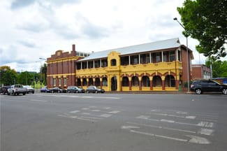 Offices commercial property leased at 4/124 Margaret Street Toowoomba QLD 4350