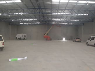 Showrooms / Bulky Goods commercial property leased at 17 Orielton Road Smeaton Grange NSW 2567