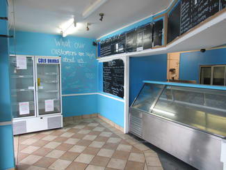 Showrooms / Bulky Goods commercial property leased at 1/29-31 Anzac Avenue Redcliffe QLD 4020