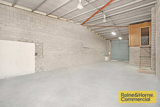 Factory, Warehouse & Industrial commercial property leased at Everton Hills QLD 4053