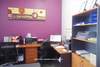 Showrooms / Bulky Goods commercial property leased at Smithfield NSW 2164 Showrooms / Bulky Goods commercial property leased at Smithfield NSW 2164