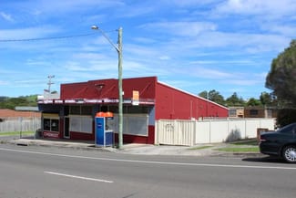 Shop & Retail commercial property leased at 31 Waples Rd Unanderra NSW 2526