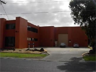 Factory, Warehouse & Industrial commercial property leased at 11 Hinkler Road Mordialloc VIC 3195