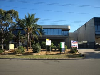 Factory, Warehouse & Industrial commercial property leased at 13 Centre Place Wetherill Park NSW 2164